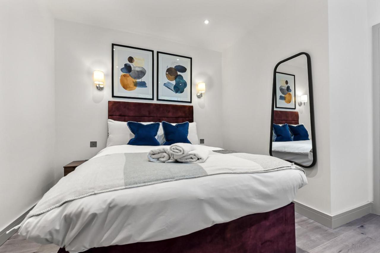 Amazing 2 Bedroom Apartment In Greater London Exterior photo